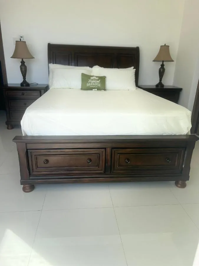 Kensington Apartment Kingston